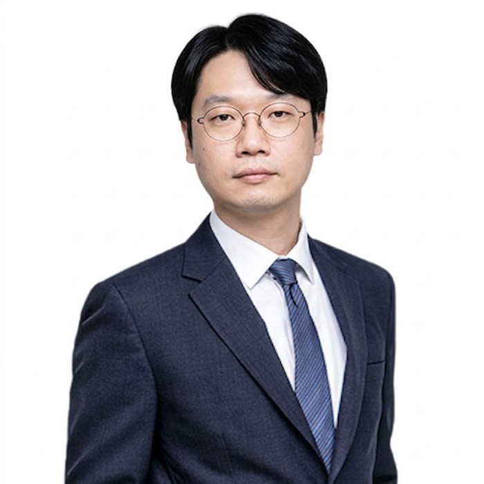설창훈 공인중개사